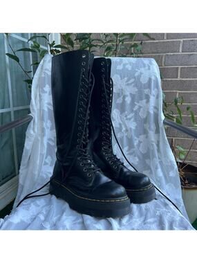 Dr martens knee high lace